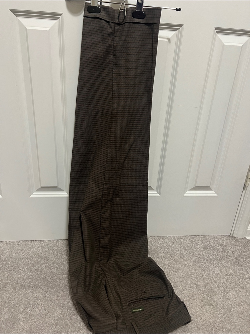 Dockers Men's Brown Subtle Check Dress Pants